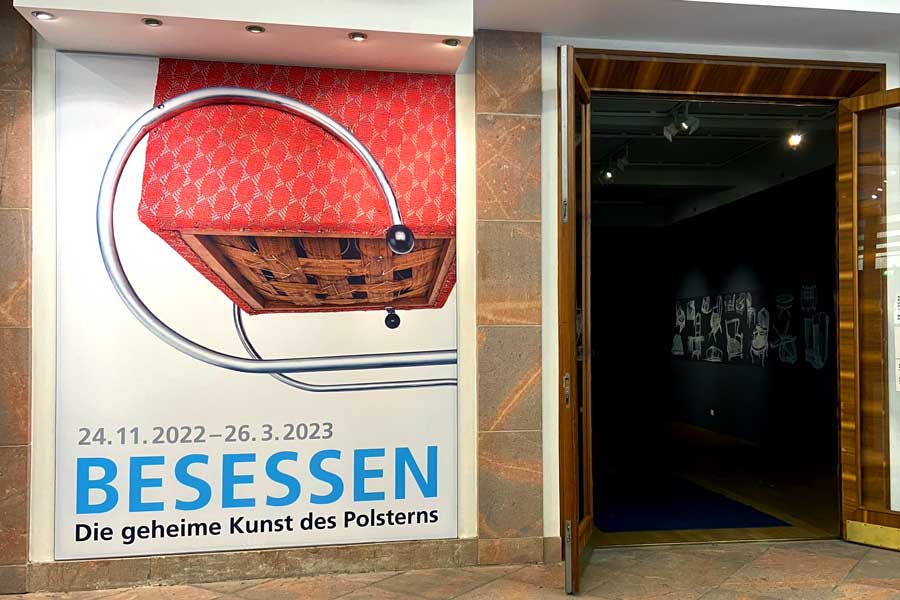 23.11.2022 bis 23.3.2023 – Grassi Museum für Angewandte Kunst Leipzig – „BESESSEN. Die geheime Kunst des Polsterns“  von Thomas Schriefers